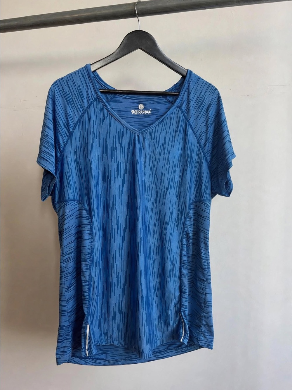 90 Degree By Reflex Blue Short Sleeve V-Neck Workout Tee Size L